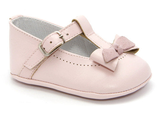 Patucos Infant Classic Pink Shoes for Girls