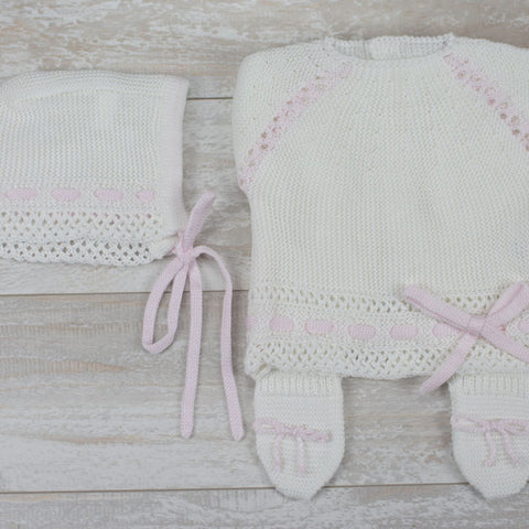 Knit Newborn Blankets and Sets